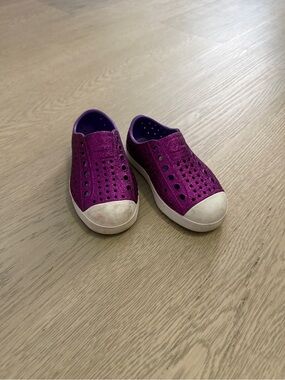Native Kids Purple Slip-On Glitter Shoes